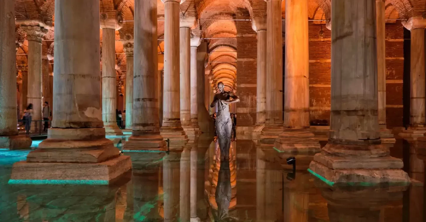 La Cisterna Basilica di Istanbul: La Guida Completa